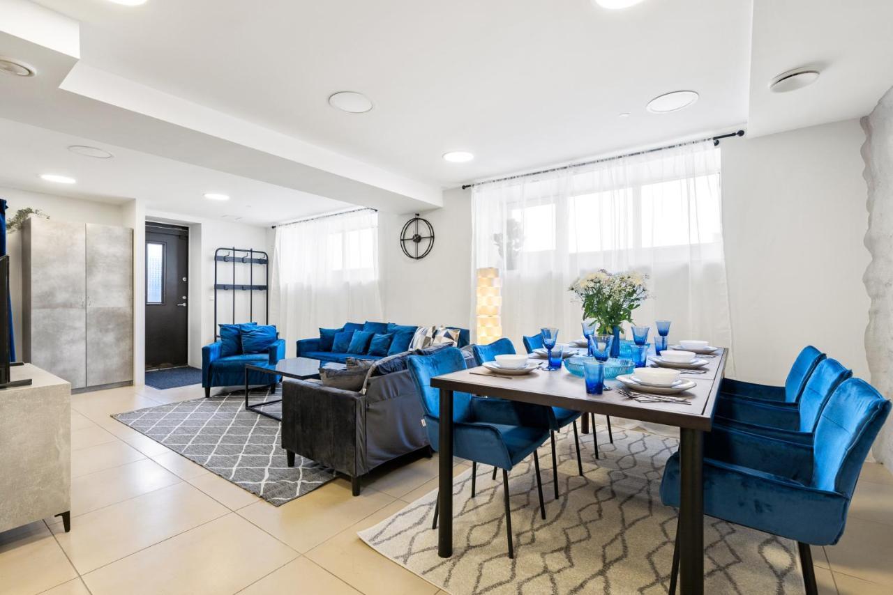 טאלין Sirena Apartment - Self Check-In And Free Parking מראה חיצוני תמונה